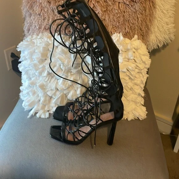 Gianni bini 4 inch heels - Picture 6 of 6